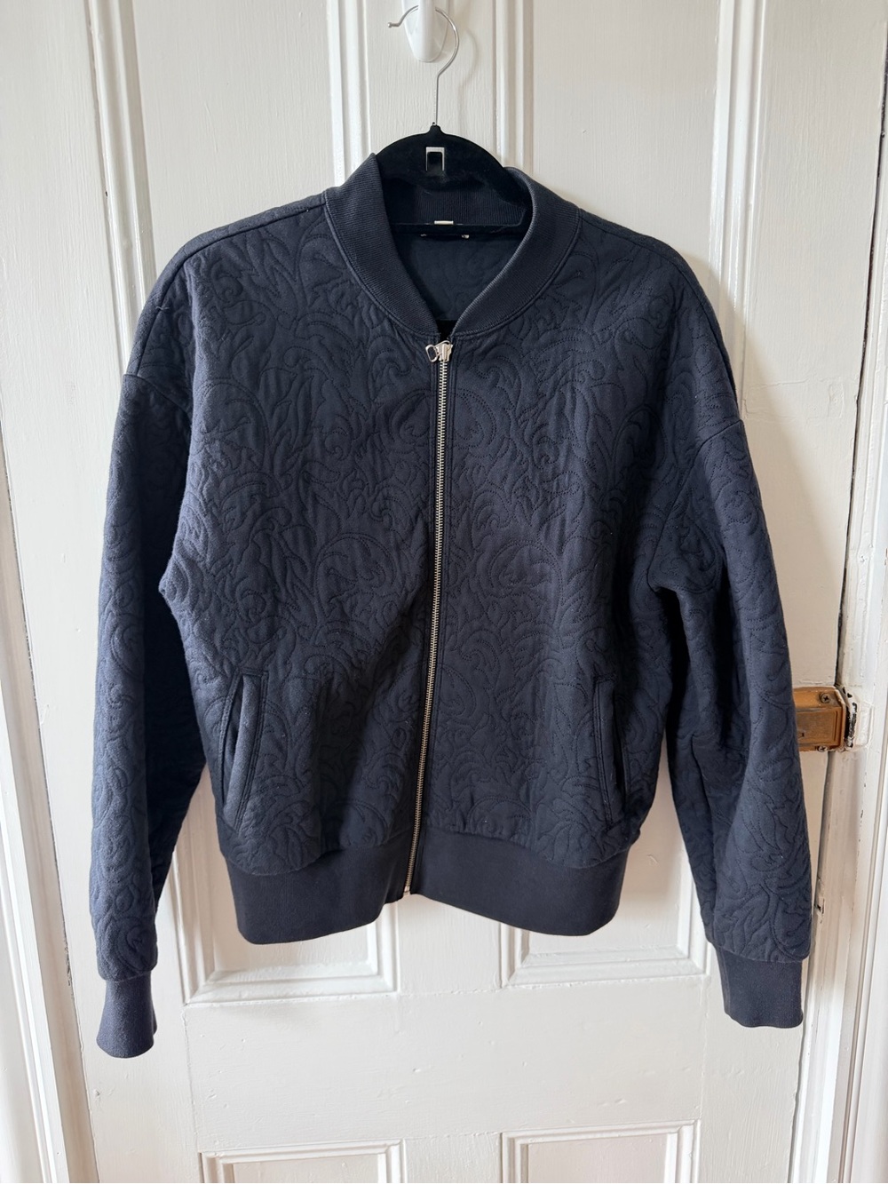 GAP Black Quilted-Texture Bomber Jacket